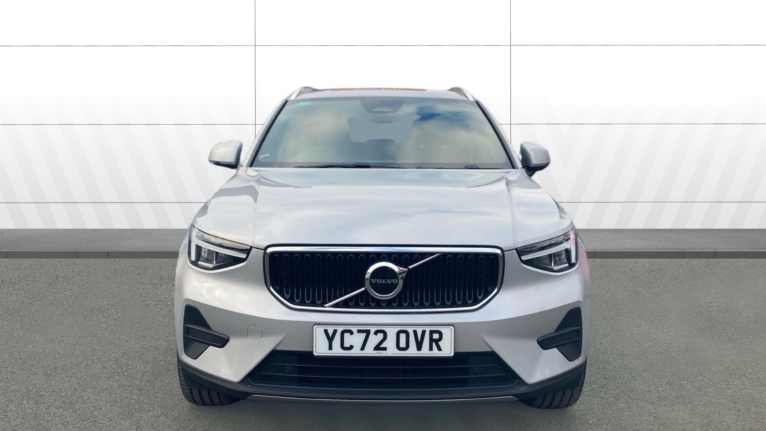Used Volvo XC40 2023 for sale - 76983827: Photo 3
