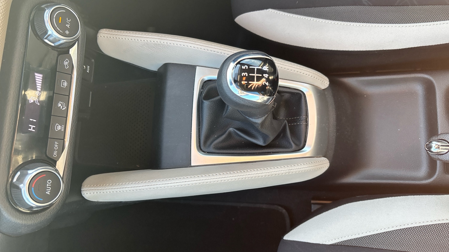 Used Nissan Micra 2018 for sale - 76192948: Photo 13