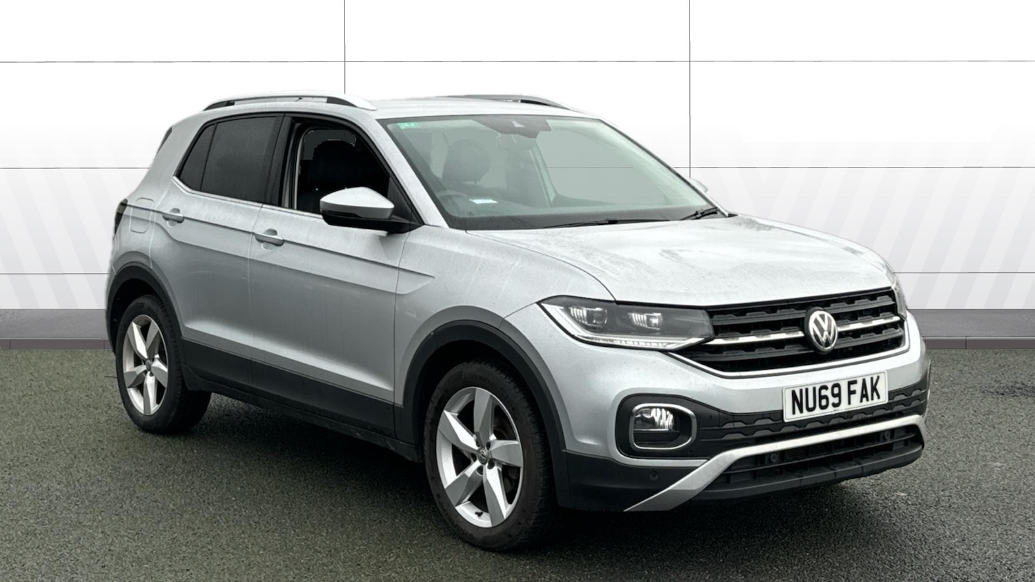 Used Volkswagen T-Cross 2019 for sale - 76649958: Photo 1