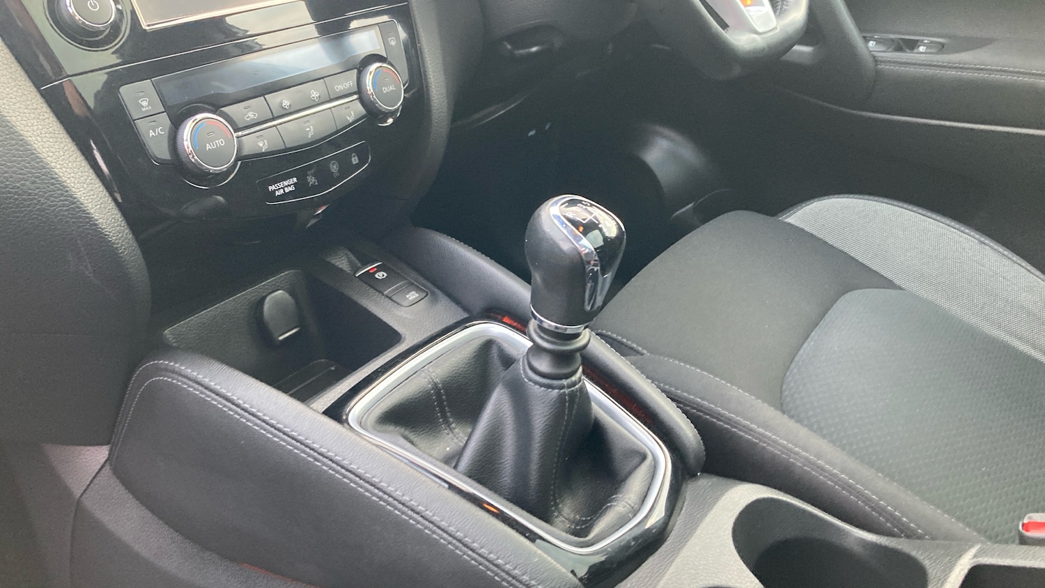 Used Nissan Qashqai 2018 for sale - 77222835: Photo 13