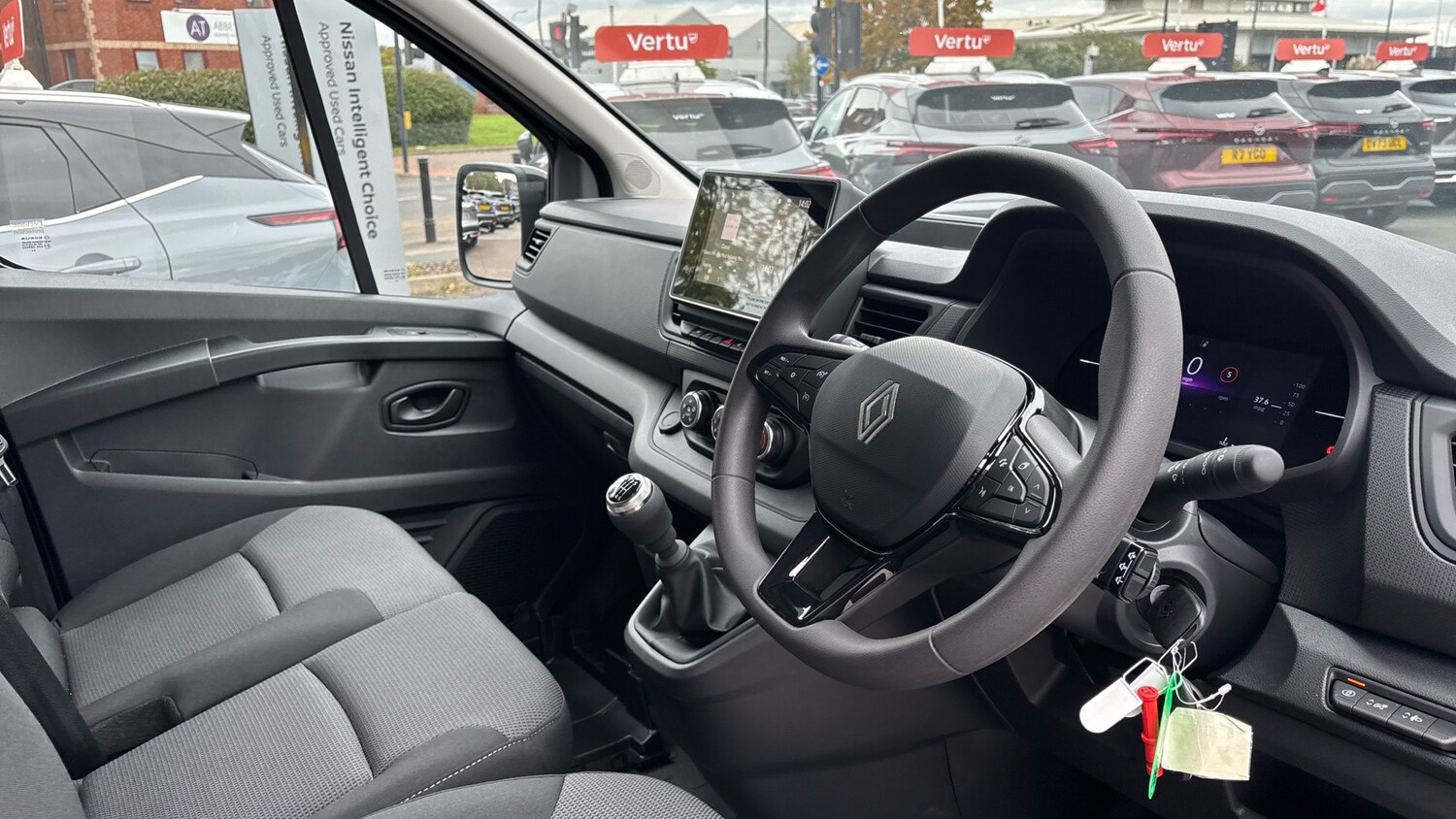 Used Renault Trafic 2025 for sale - 76253076: Photo 11