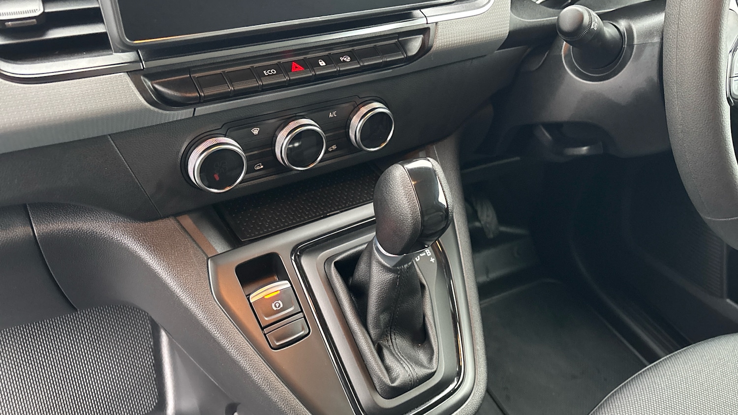 Used Renault Kangoo 2023 for sale - 77353504: Photo 13