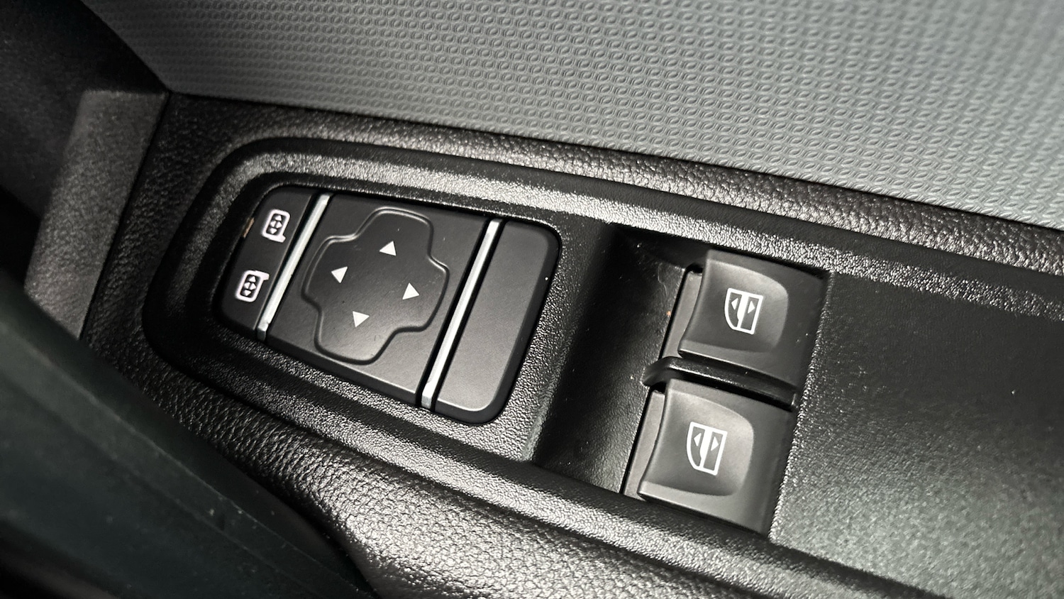 Used Renault Kangoo 2023 for sale - 77353504: Photo 24