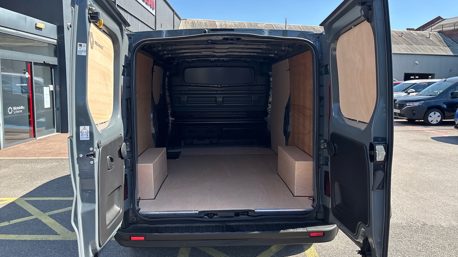 Used Renault Trafic 2025 for sale - 76807428: Photo 4