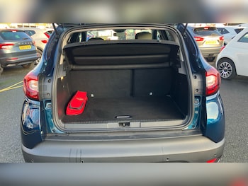 Used Renault Captur 2019 for sale - 77354242: Photo