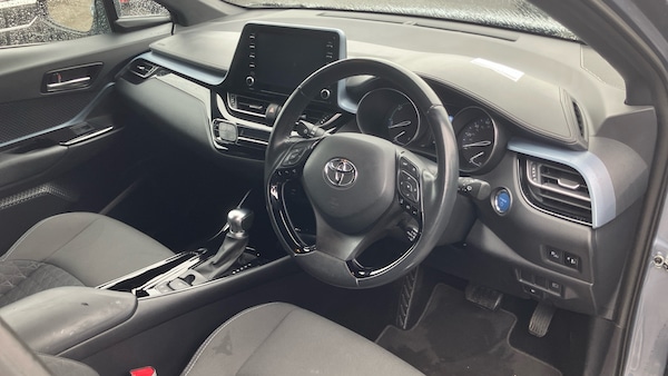 Used Toyota C-HR 2021 for sale - 76265870: Photo 11