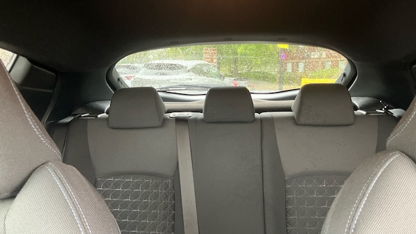 Used Toyota C-HR 2021 for sale - 76265870: Photo 15