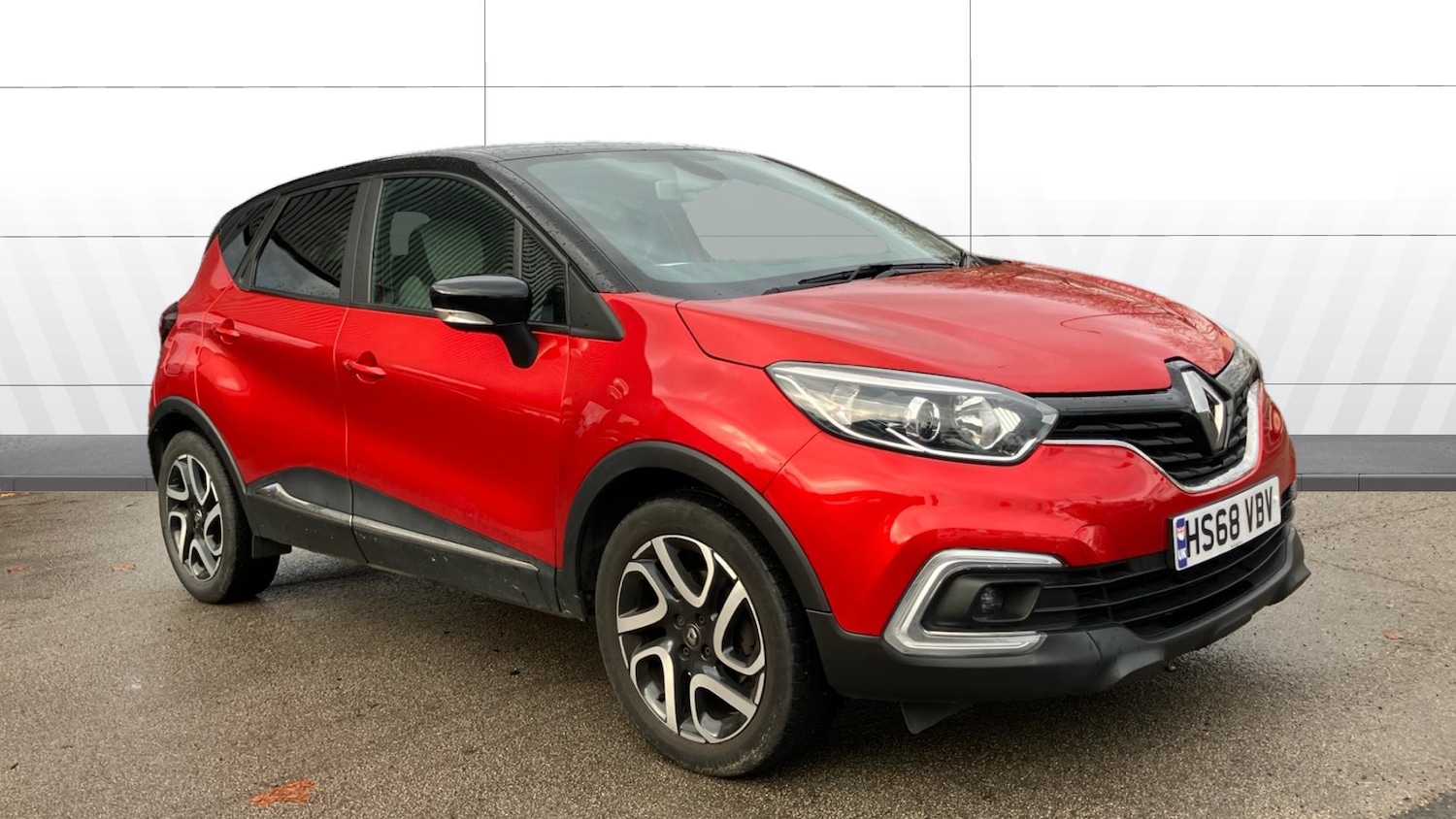 Used Renault Captur 2019 for sale - 76766817: Photo 1