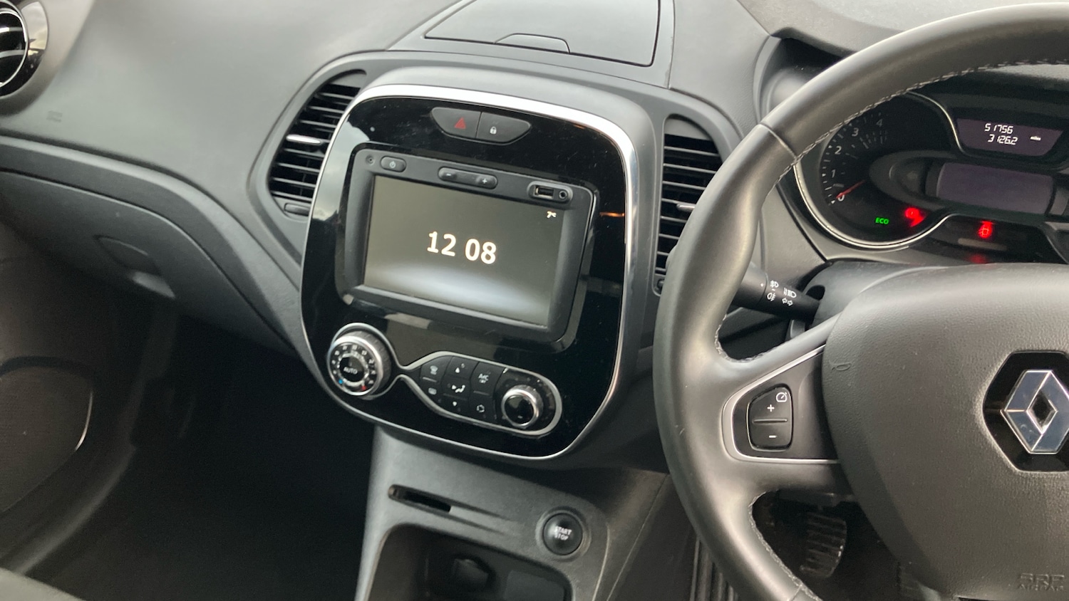 Used Renault Captur 2019 for sale - 76766817: Photo 10