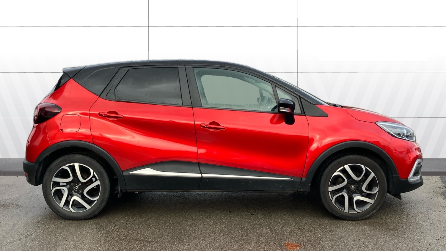 Used Renault Captur 2019 for sale - 76766817: Photo 5