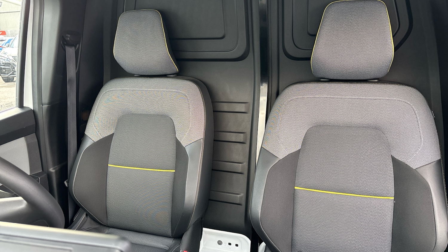 Used Renault Kangoo 2024 for sale - 76479485: Photo 15