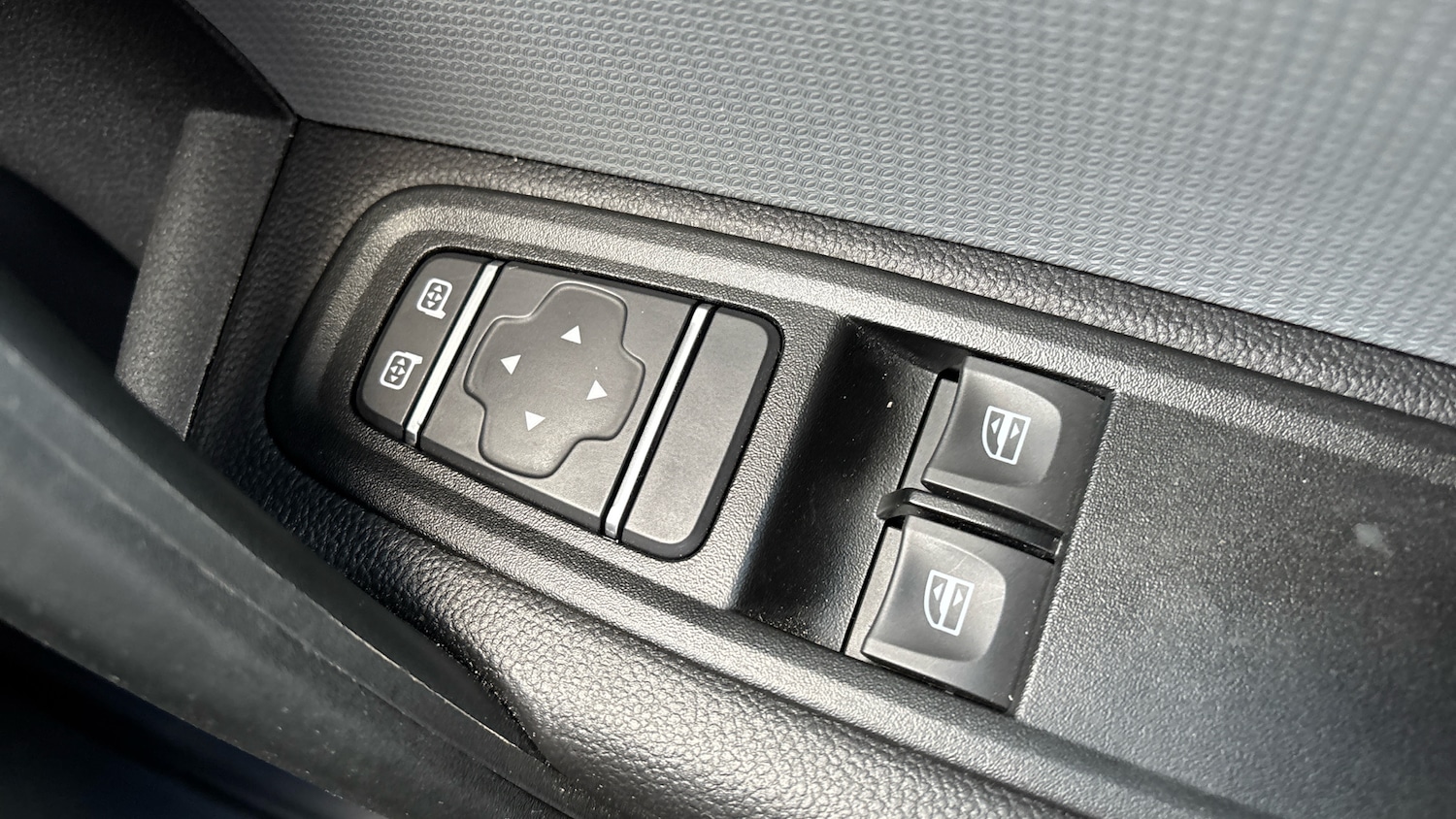 Used Renault Kangoo 2024 for sale - 76479485: Photo 21