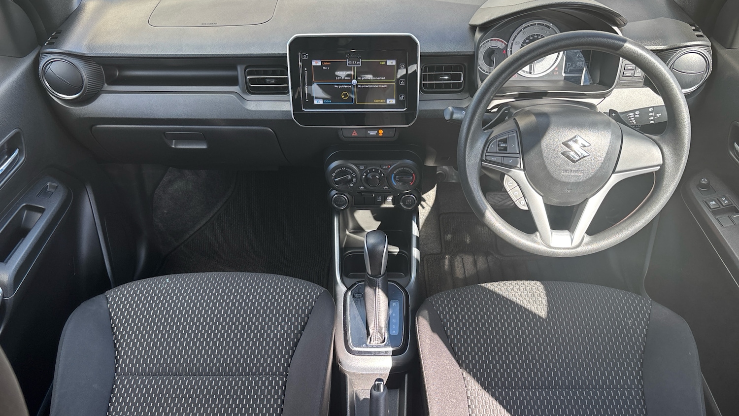 Used Suzuki Ignis 2021 for sale - 75982360: Photo 10