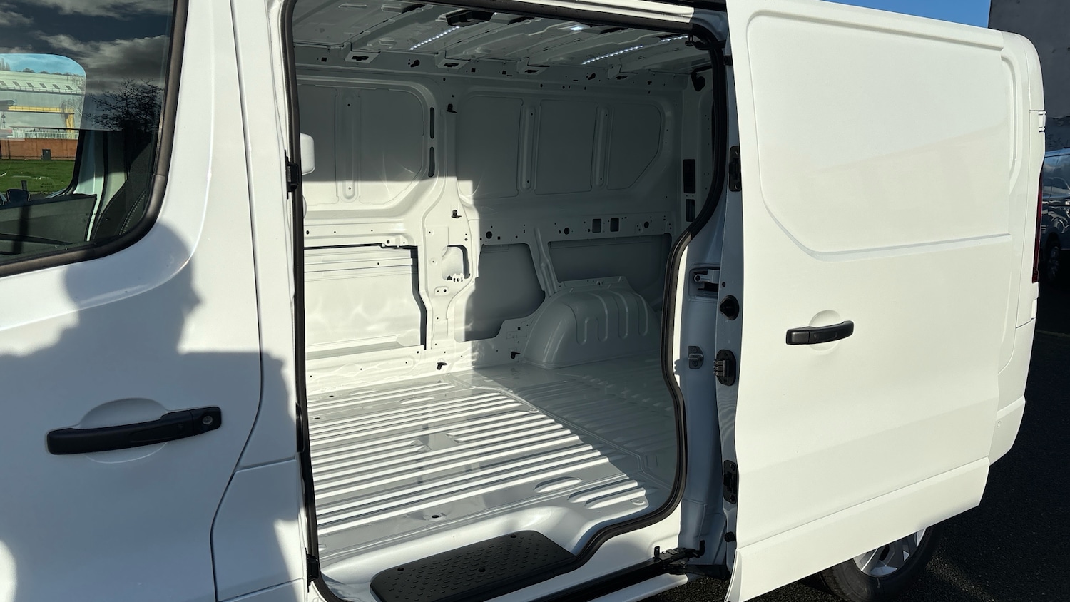 Used Nissan Primastar 2025 for sale - 77086451: Photo 16