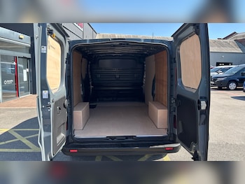 Used Renault Trafic 2025 for sale - 77151905: Photo