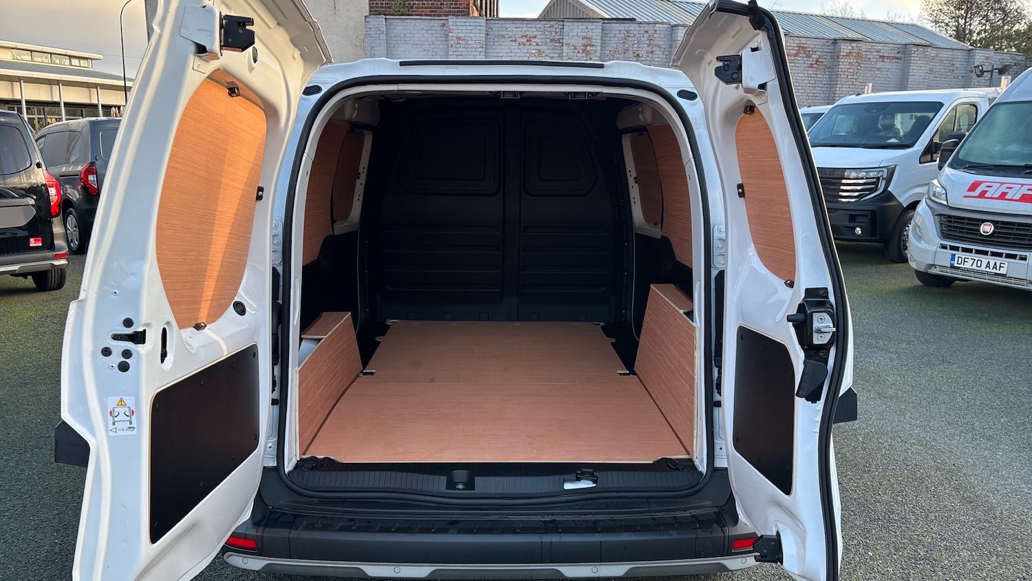 Used Nissan Other 2025 for sale - 76904880: Photo 4