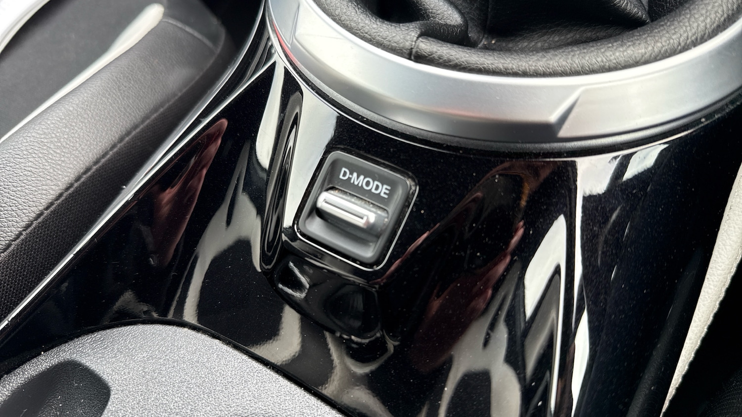 Used Nissan Juke 2022 for sale - 78176352: Photo 30