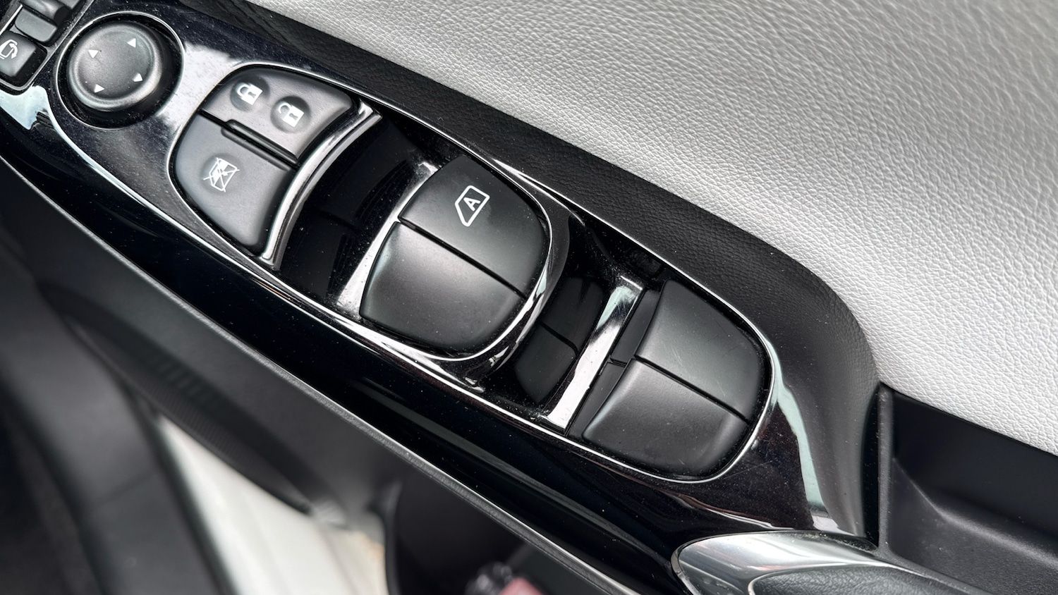 Used Nissan Juke 2022 for sale - 78176352: Photo 33