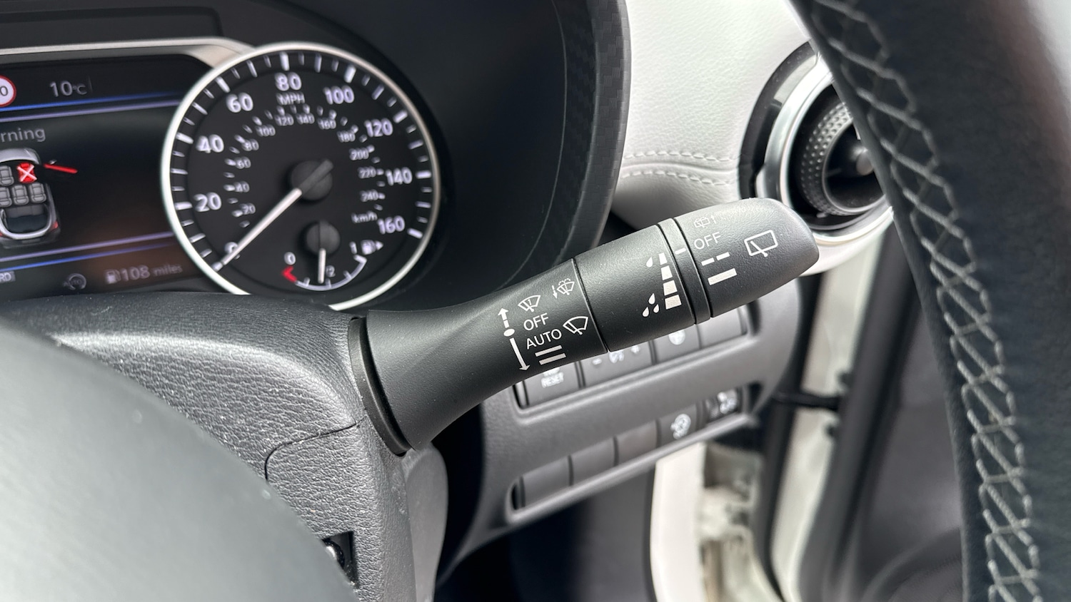 Used Nissan Juke 2022 for sale - 78176352: Photo 39