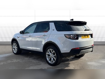 Used Land Rover Discovery Sport 2019 for sale - 76480184: Photo