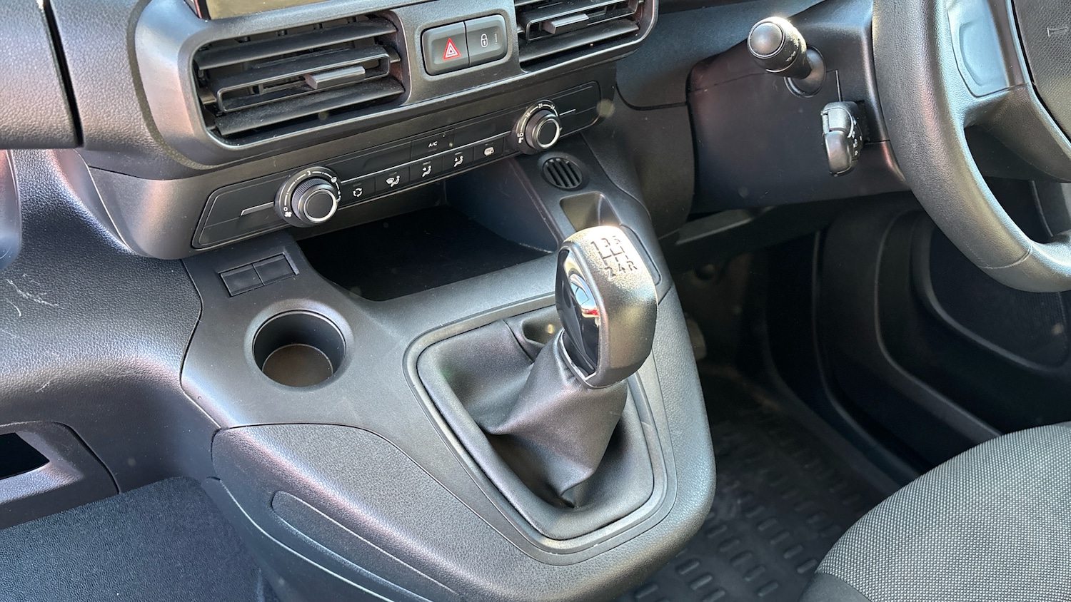 Used Peugeot Partner 2020 for sale - 78190876: Photo 13