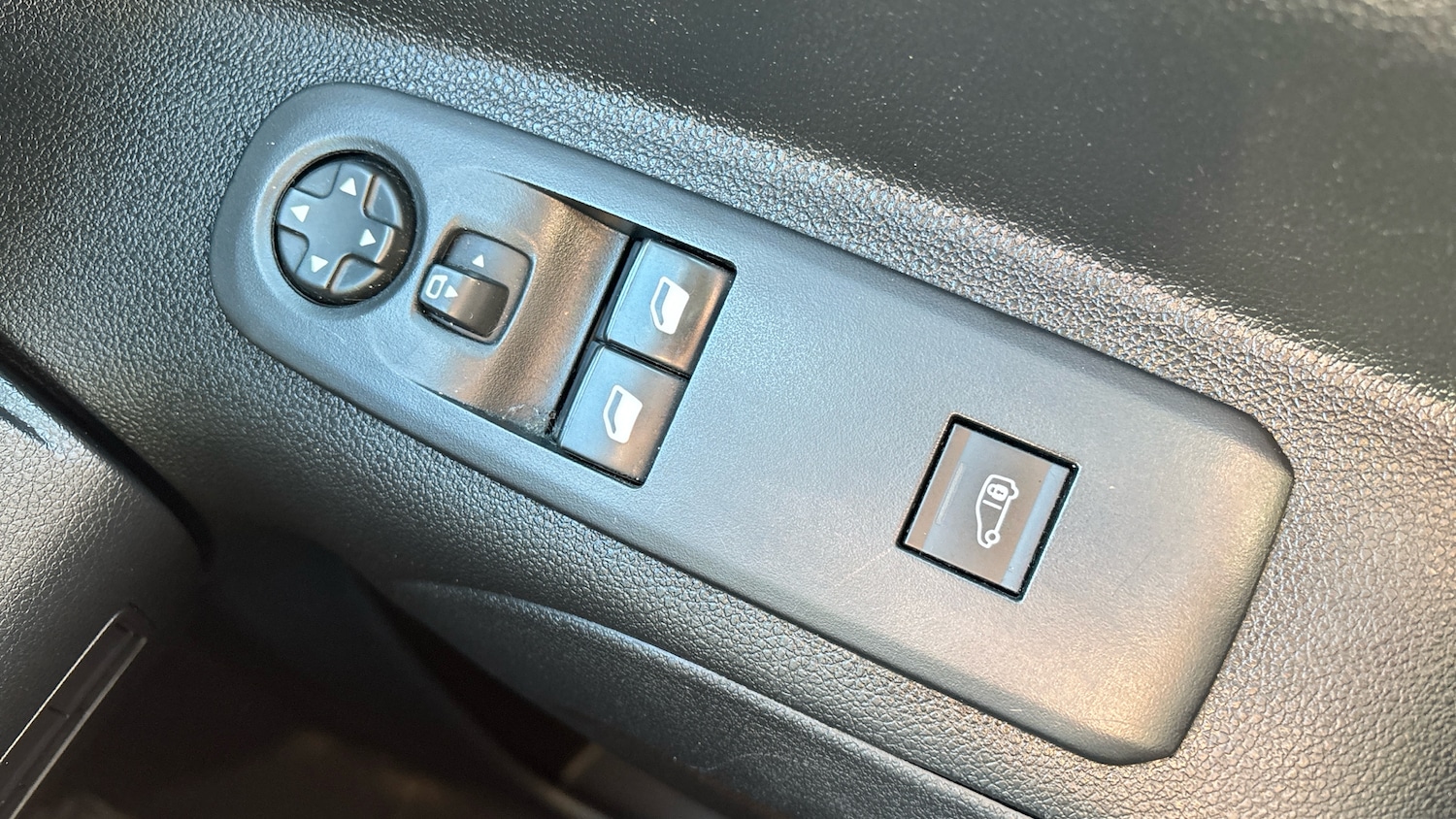 Used Peugeot Partner 2020 for sale - 78190876: Photo 21