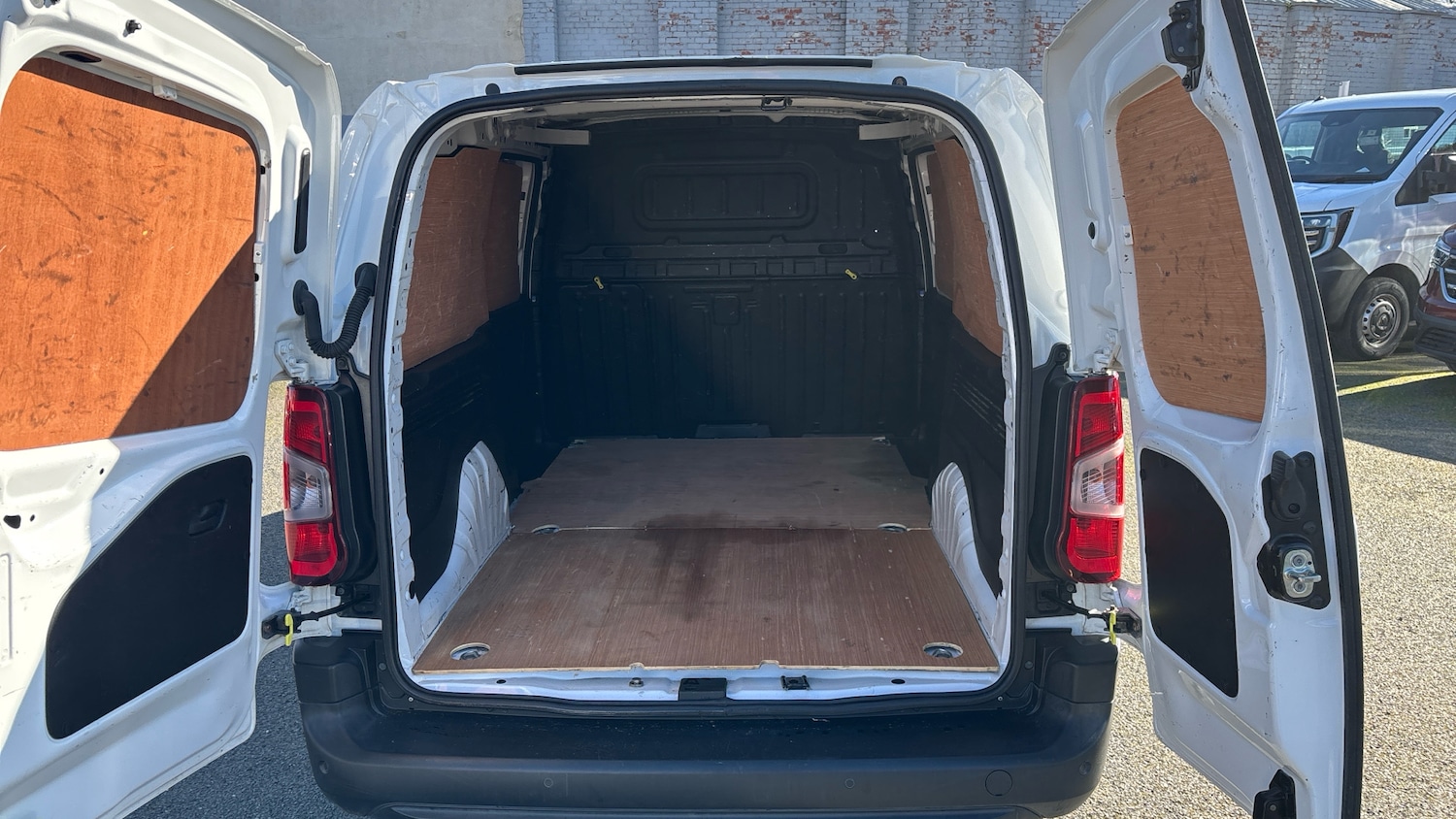 Used Peugeot Partner 2020 for sale - 78190876: Photo 4