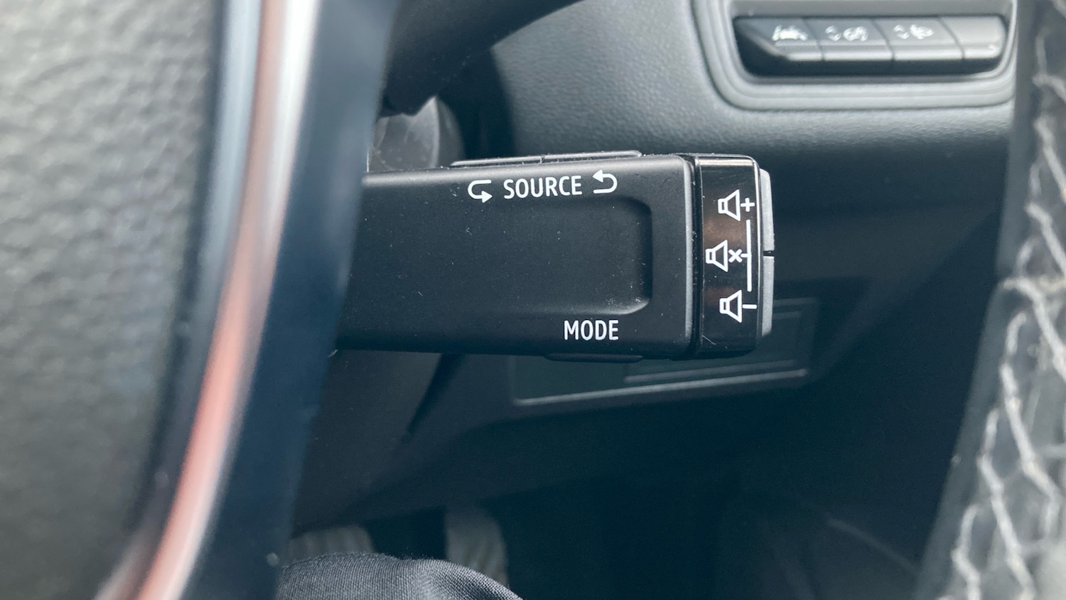 Used Renault Captur 2021 for sale - 77274779: Photo 25