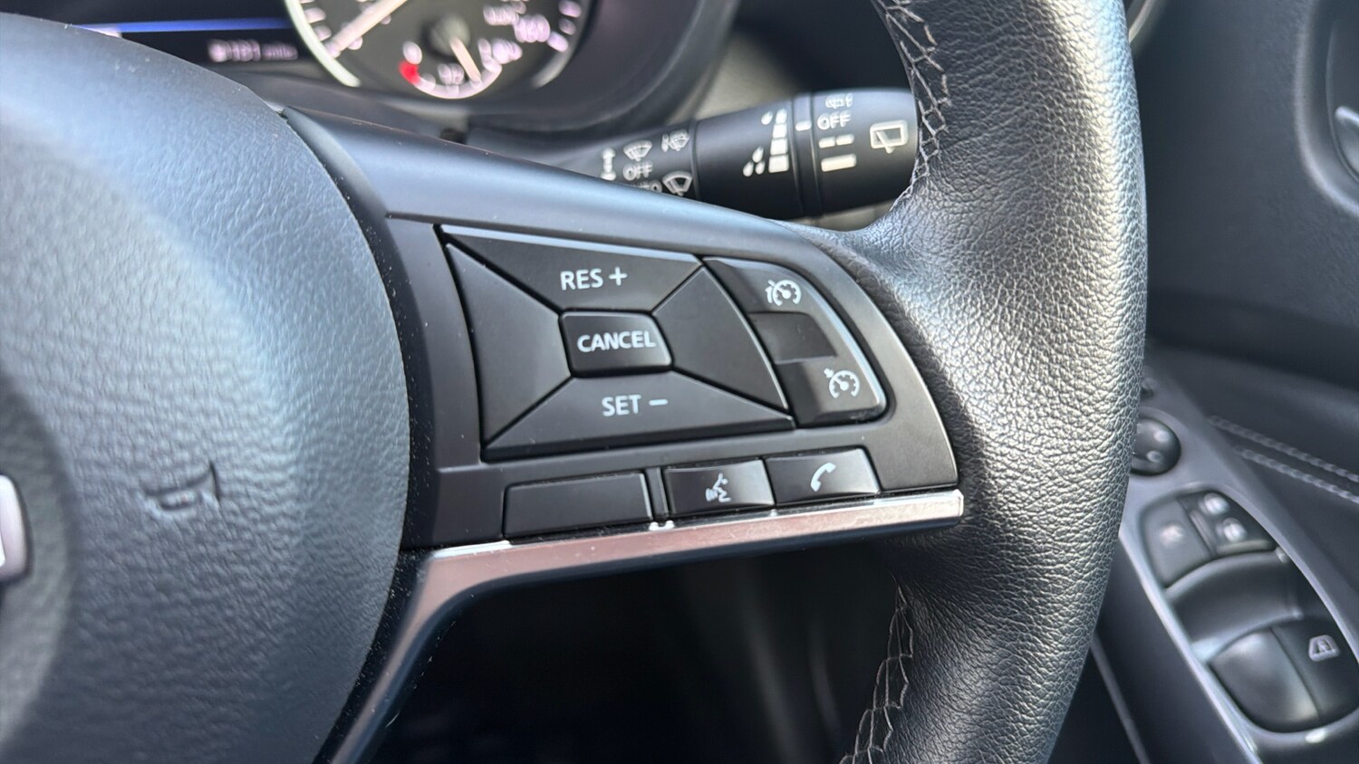 Used Nissan Juke 2022 for sale - 77730747: Photo 30