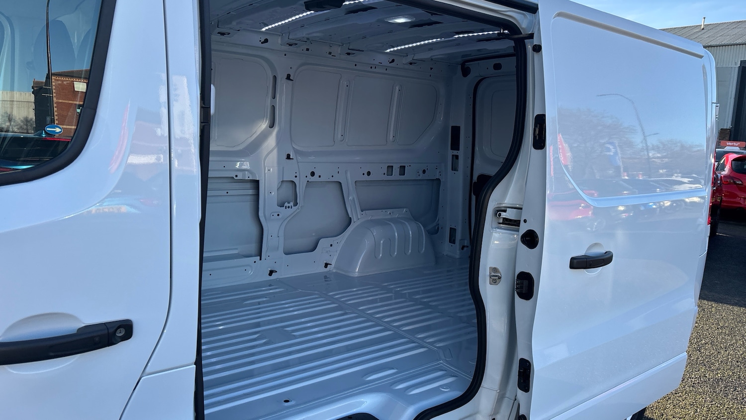 Used Nissan Primastar 2025 for sale - 77086448: Photo 16