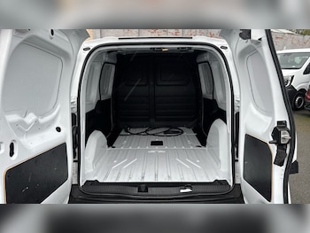 Used Renault Kangoo 2024 for sale - 78168641: Photo