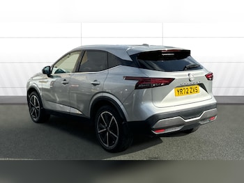 Used Nissan Qashqai 2022 for sale - 76205882: Photo 2