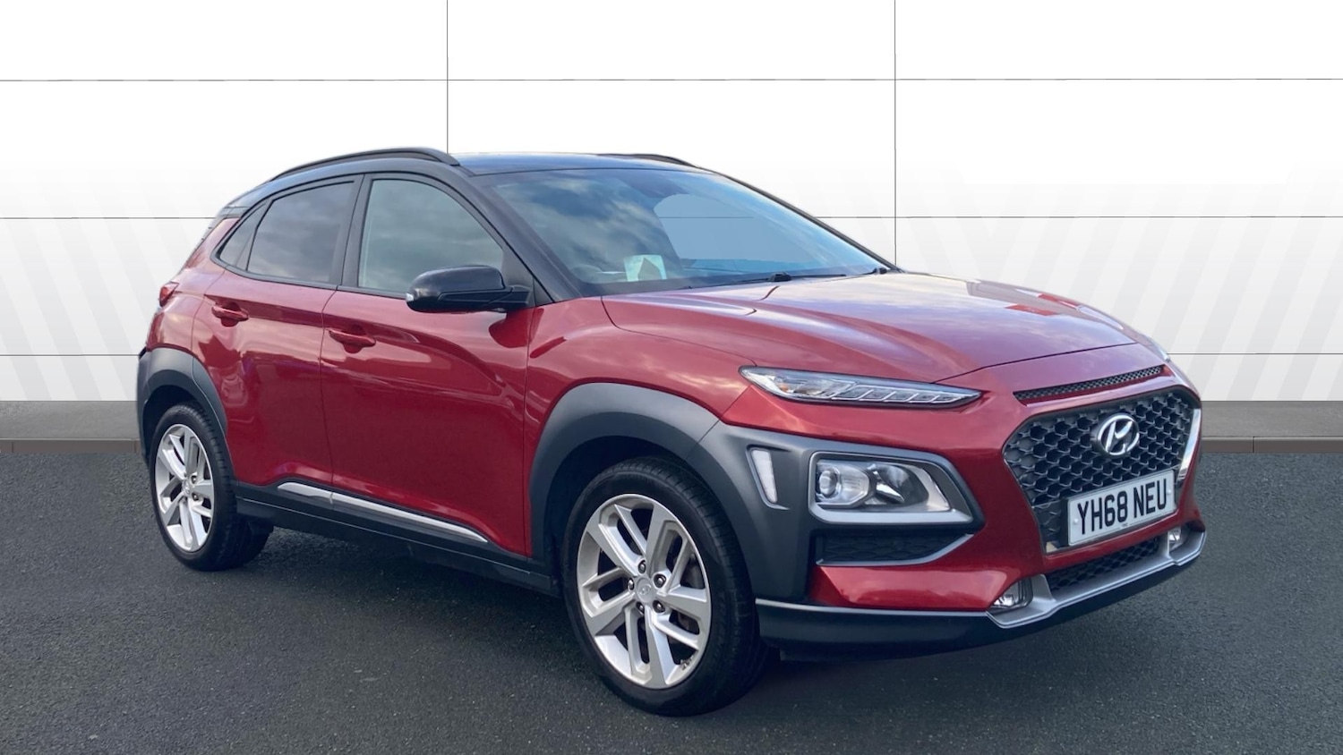 Used Hyundai KONA 2018 for sale - 76957383: Photo 1