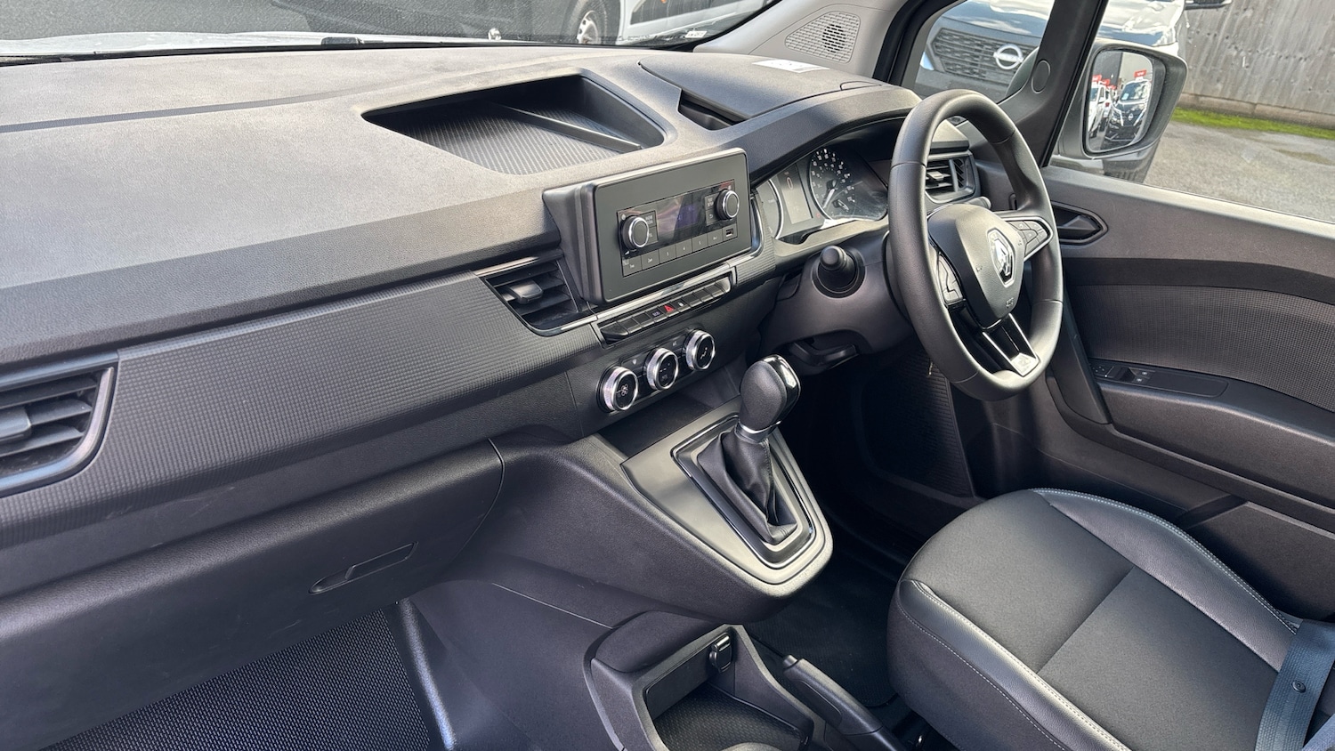 Used Renault Kangoo 2024 for sale - 76101998: Photo 9