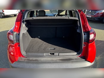 Used Renault Captur 2018 for sale - 77730750: Photo