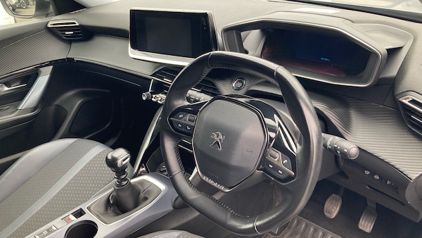 Used Peugeot 2008 2020 for sale - 76290433: Photo 11