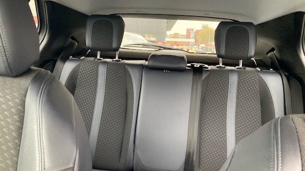 Used Peugeot 2008 2020 for sale - 76290433: Photo 15