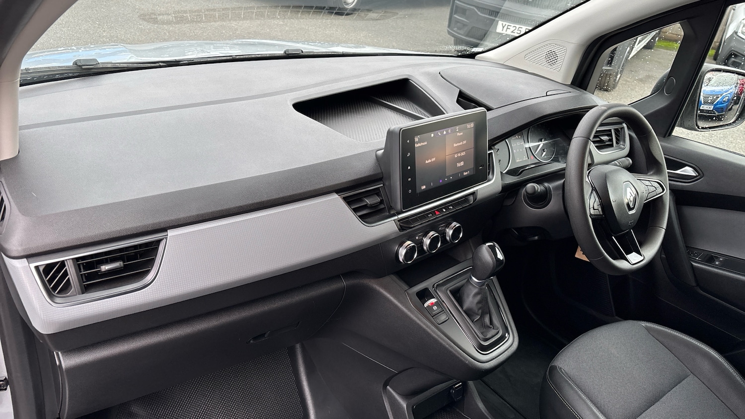 Used Renault Kangoo 2023 for sale - 76164408: Photo 10