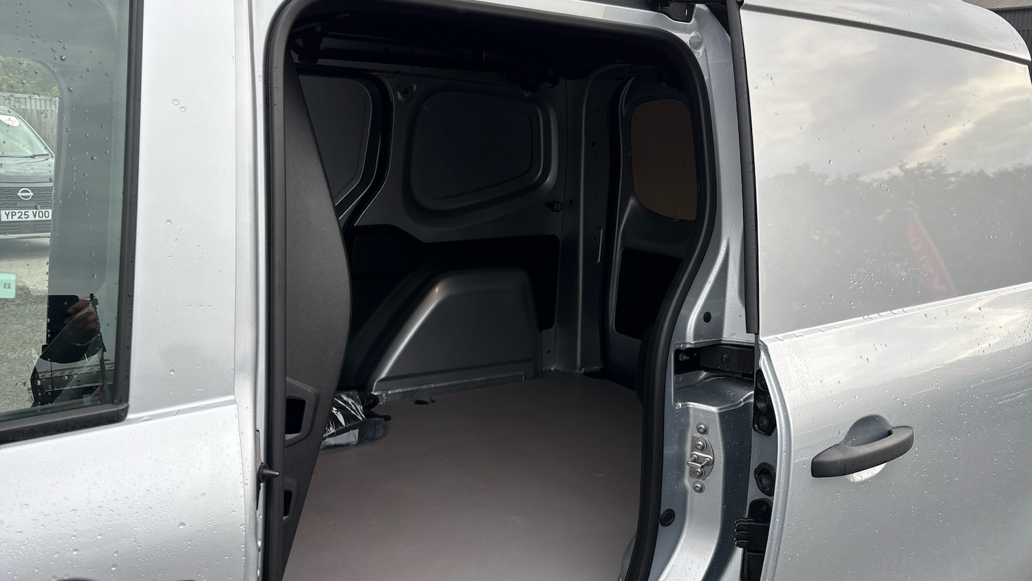 Used Renault Kangoo 2023 for sale - 76164408: Photo 16
