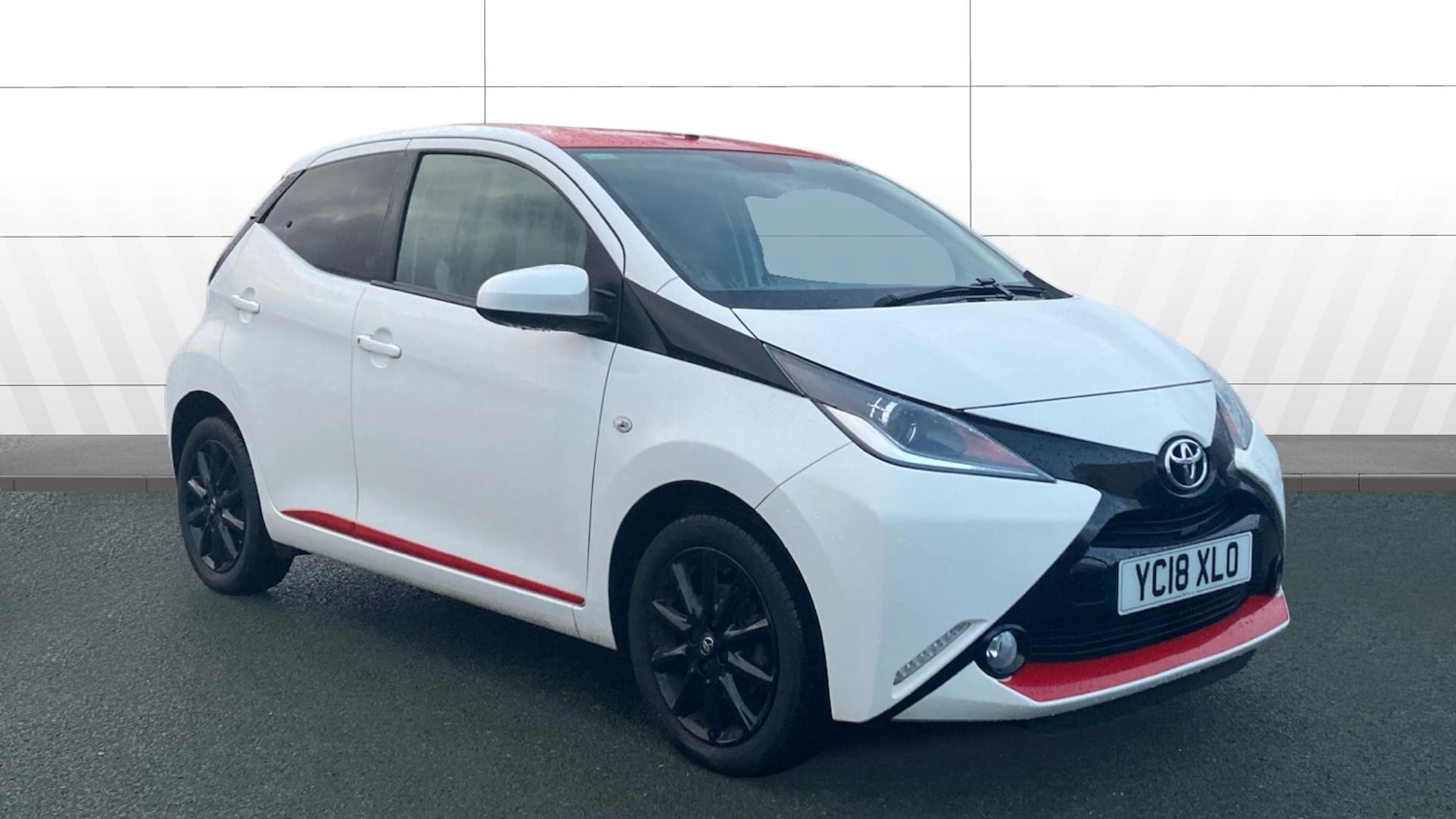 Used Toyota AYGO 2018 for sale - 76818739: Photo 1