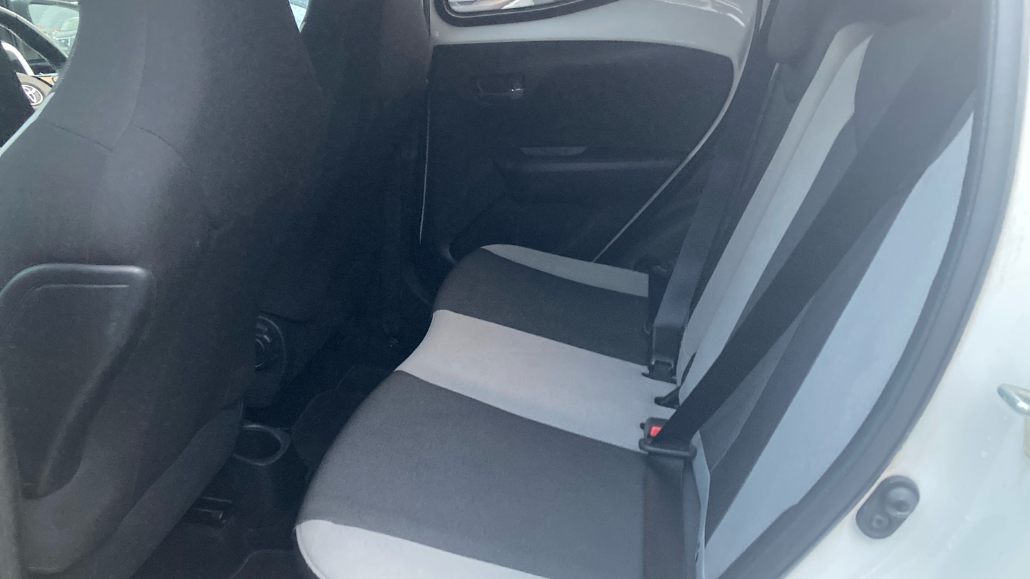 Used Toyota AYGO 2018 for sale - 76818739: Photo 16