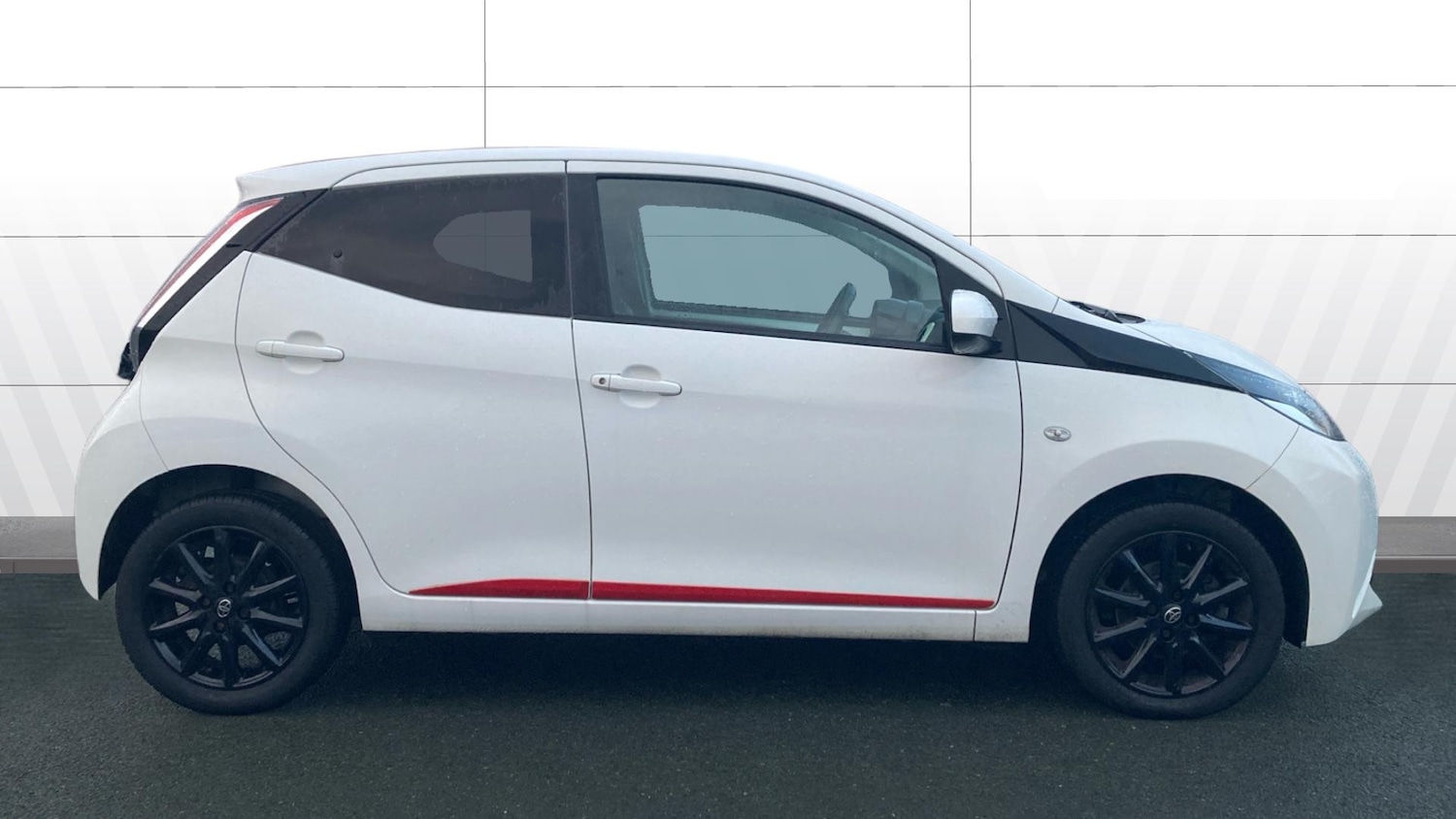 Used Toyota AYGO 2018 for sale - 76818739: Photo 5