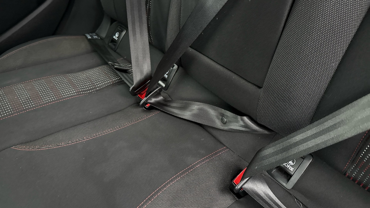 Used Peugeot 308 2017 for sale - 77127303: Photo 17