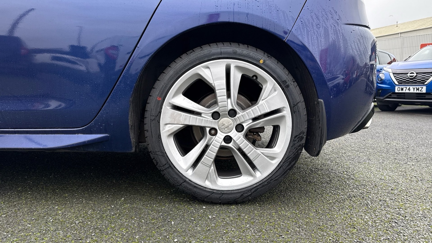 Used Peugeot 308 2017 for sale - 77127303: Photo 7