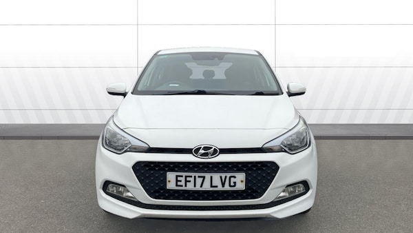 Used Hyundai i20 2017 for sale - 76290425: Photo 3