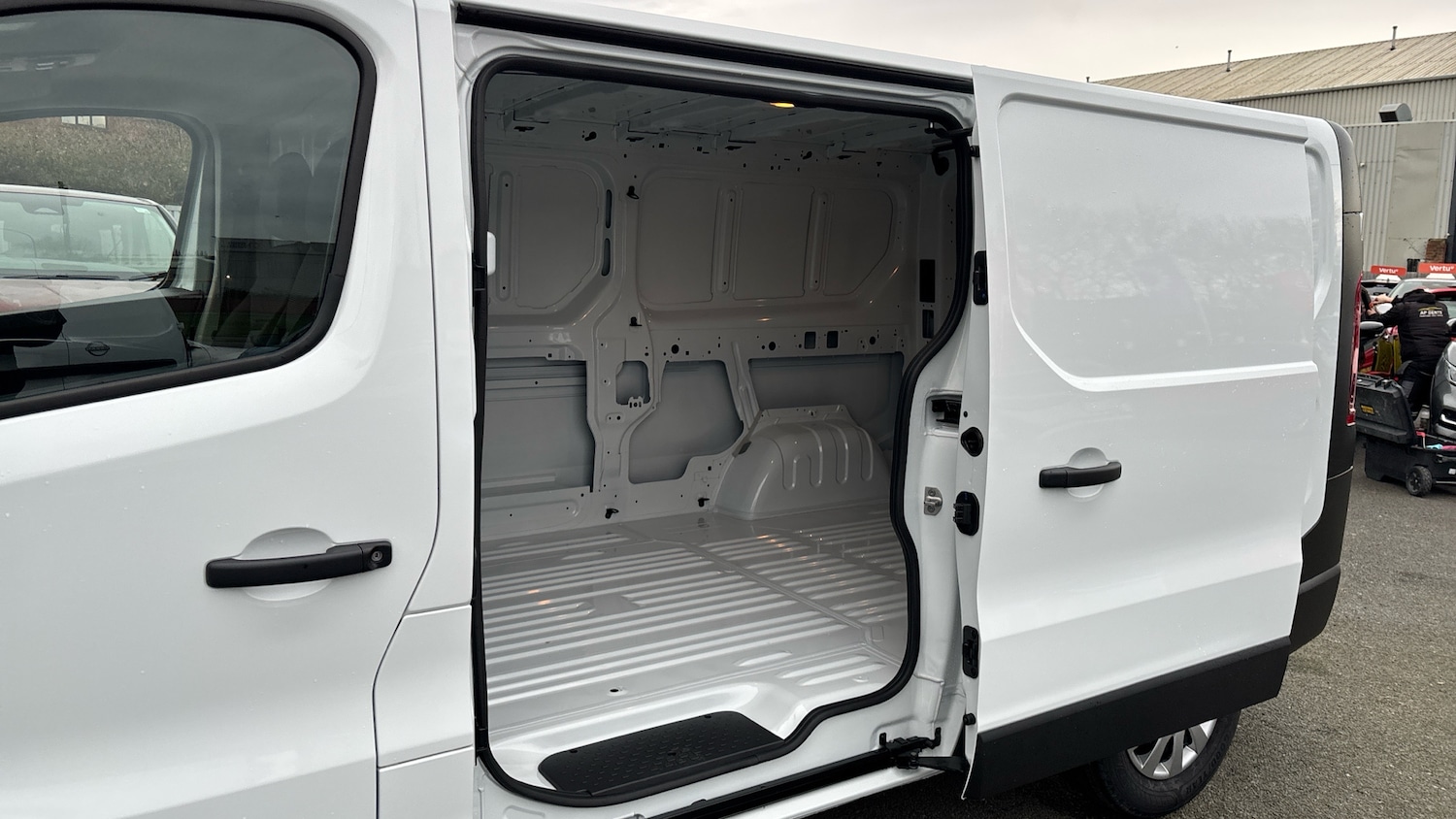 Used Nissan Primastar 2025 for sale - 77086454: Photo 16