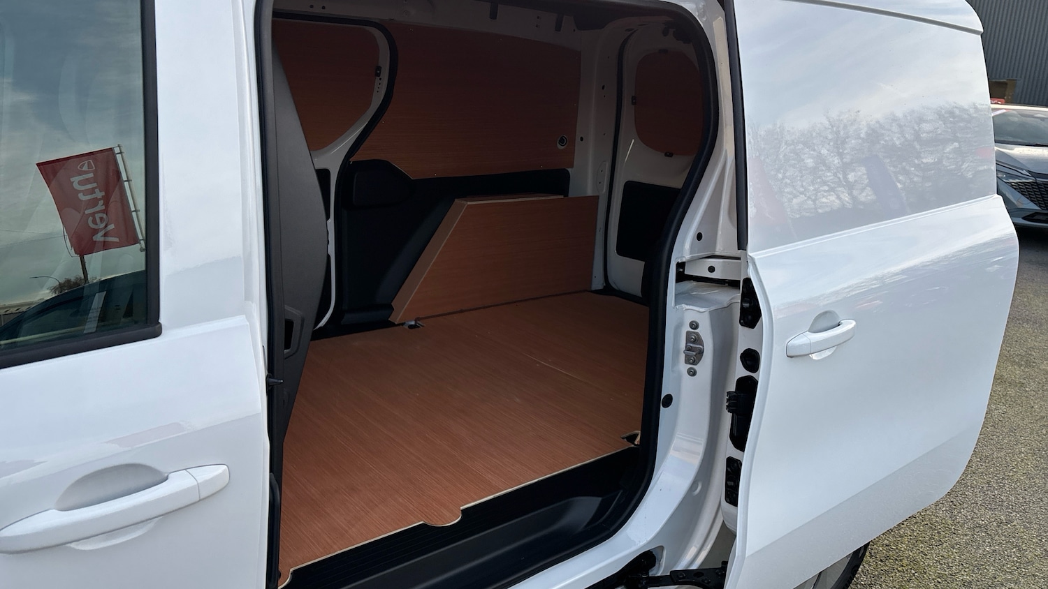 Used Nissan Other 2025 for sale - 76640789: Photo 16