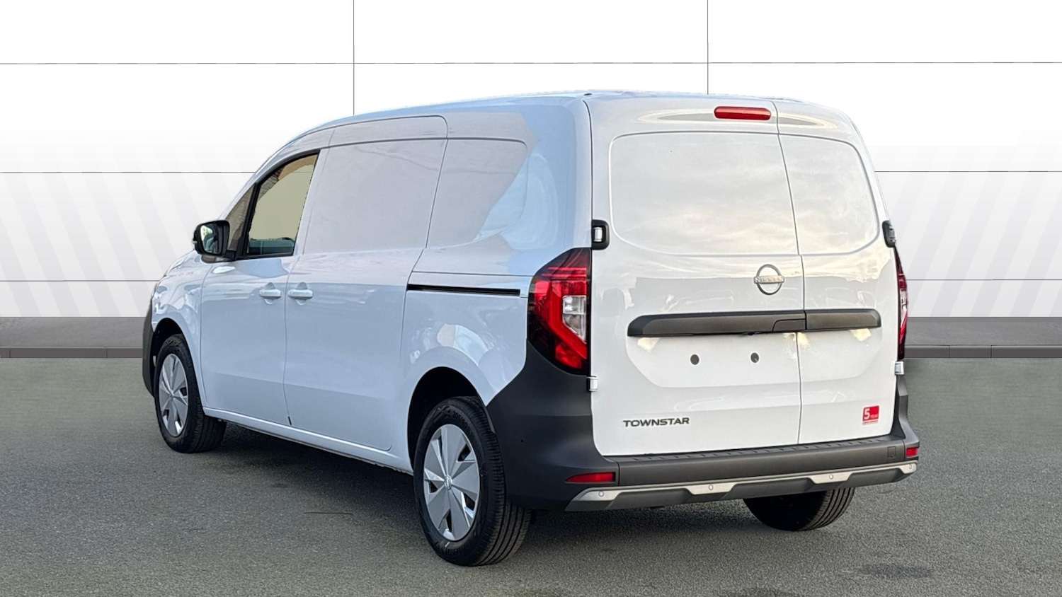 Used Nissan Other 2025 for sale - 76640789: Photo 2