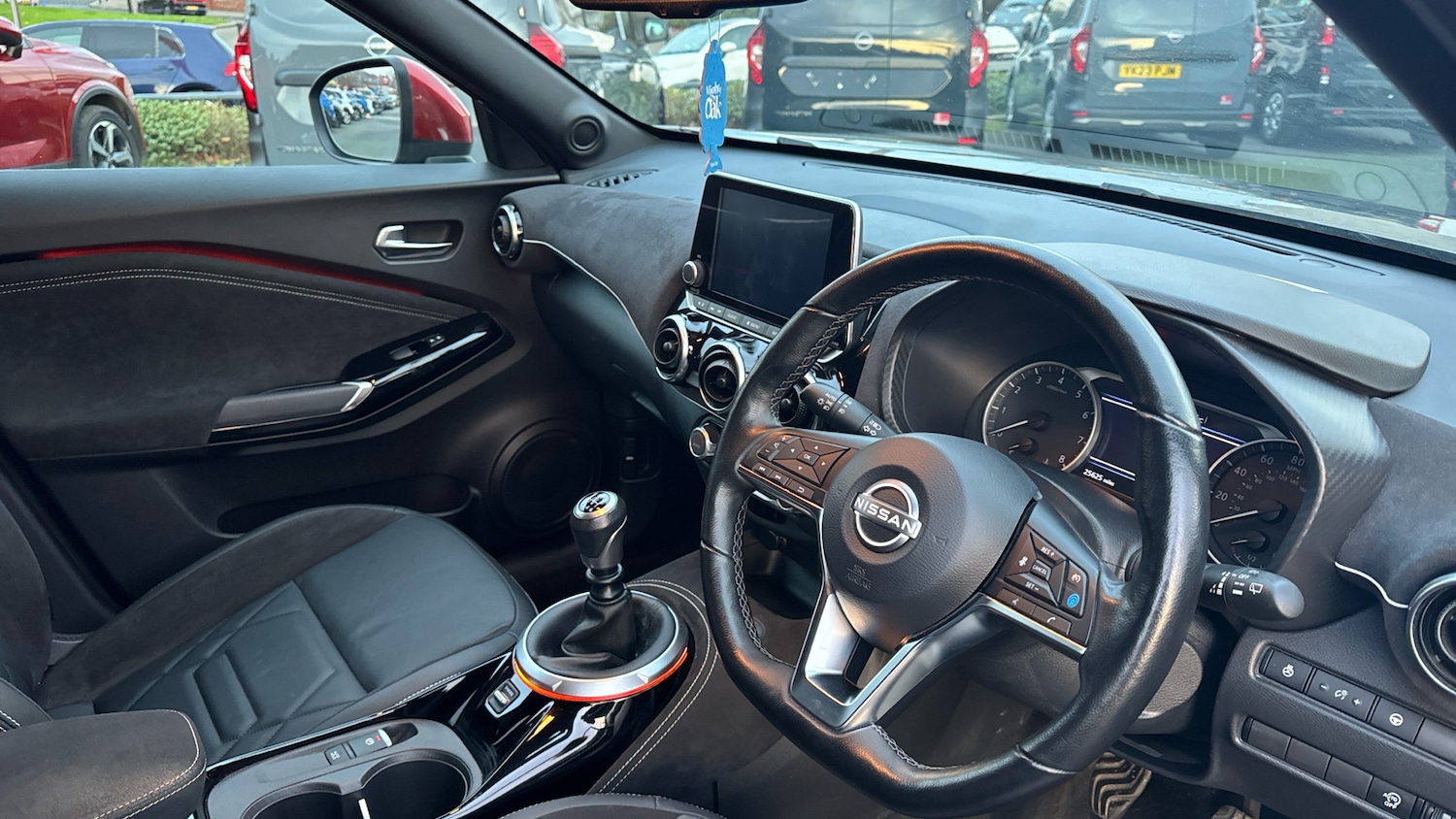 Used Nissan Juke 2023 for sale - 76709973: Photo 11