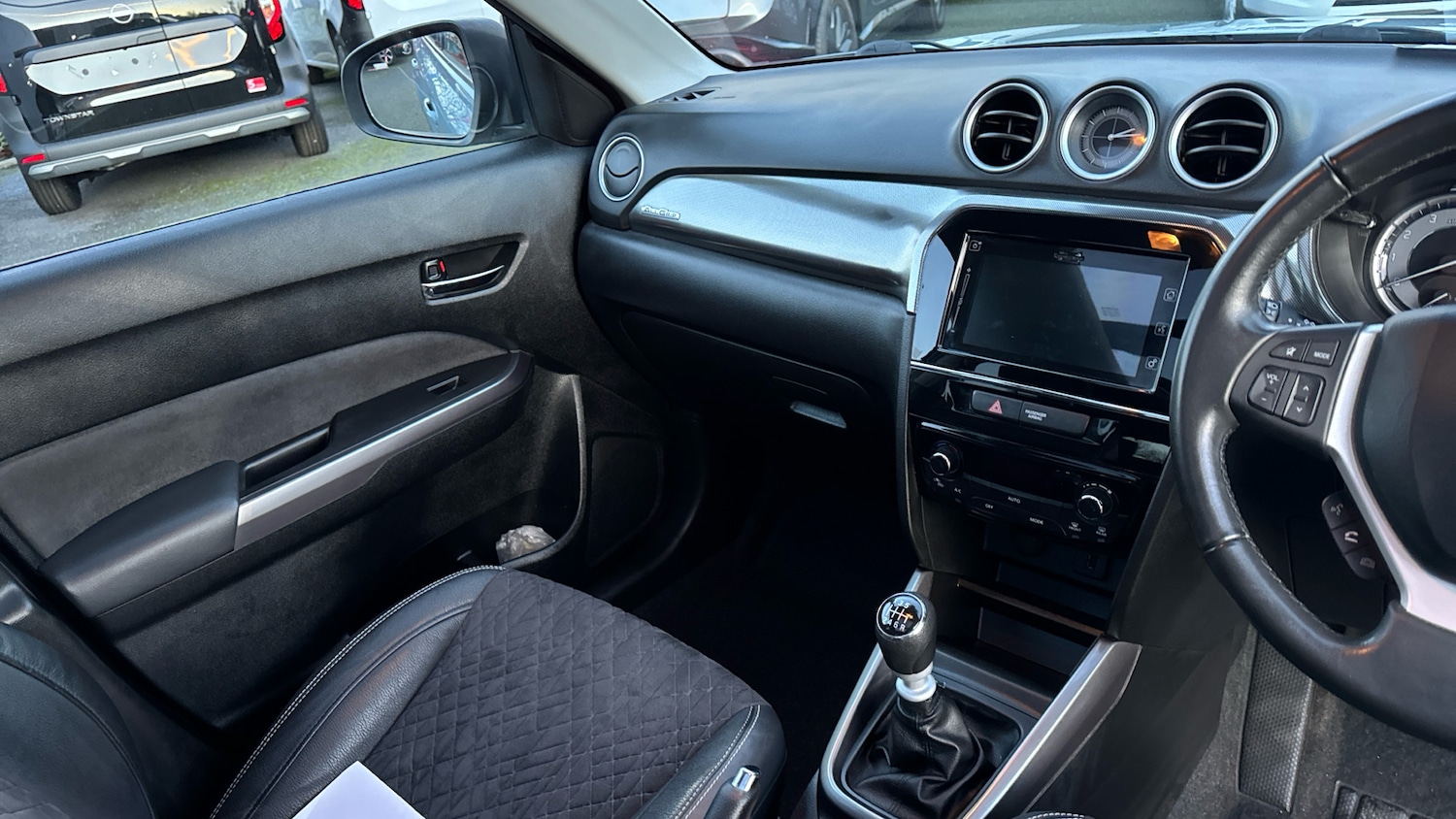 Used Suzuki Vitara 2021 for sale - 77107482: Photo 14